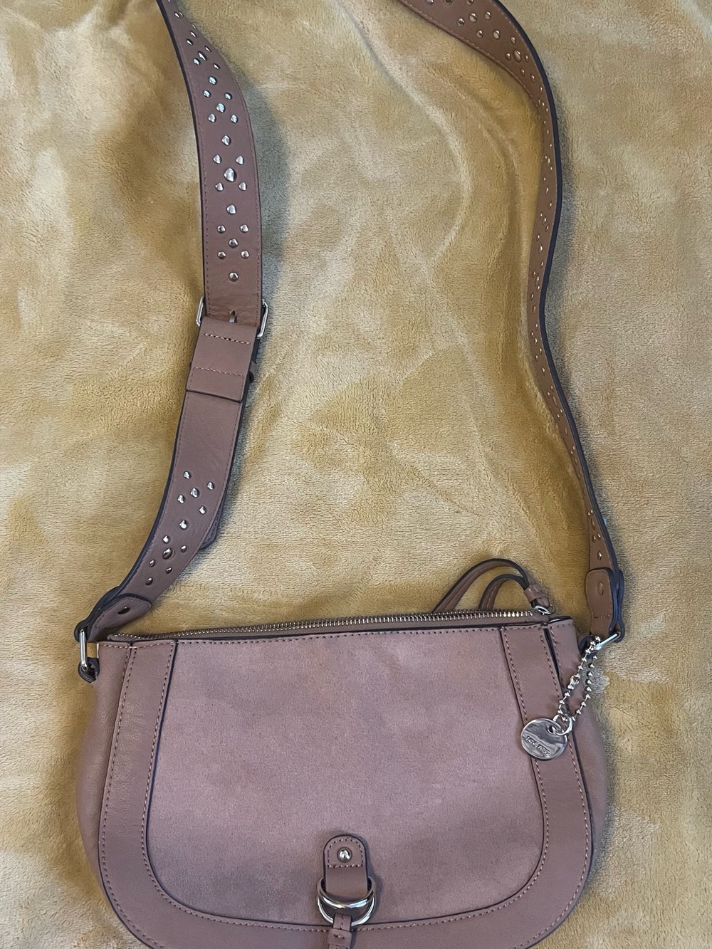 Nine West Taupe Crescent Shoulder Bag Studded Adjustable Strap Zip Bag Charm